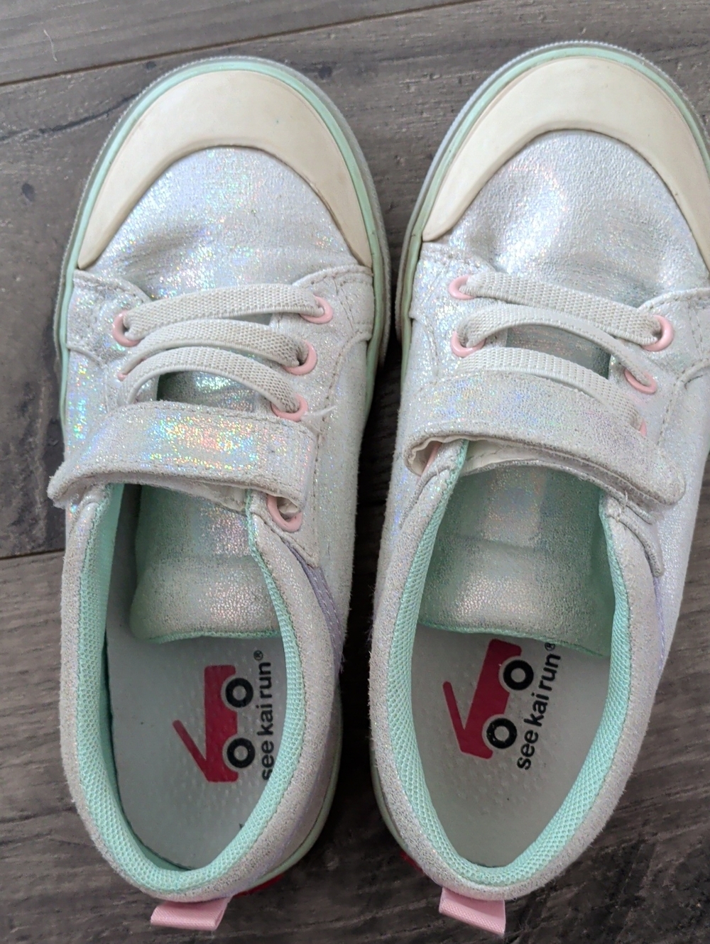 See Kai Run Kristin Sneakers